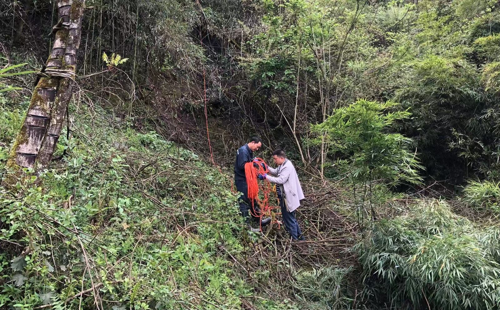 高密度电法勘探（云南昭通某矿山）（2/2）